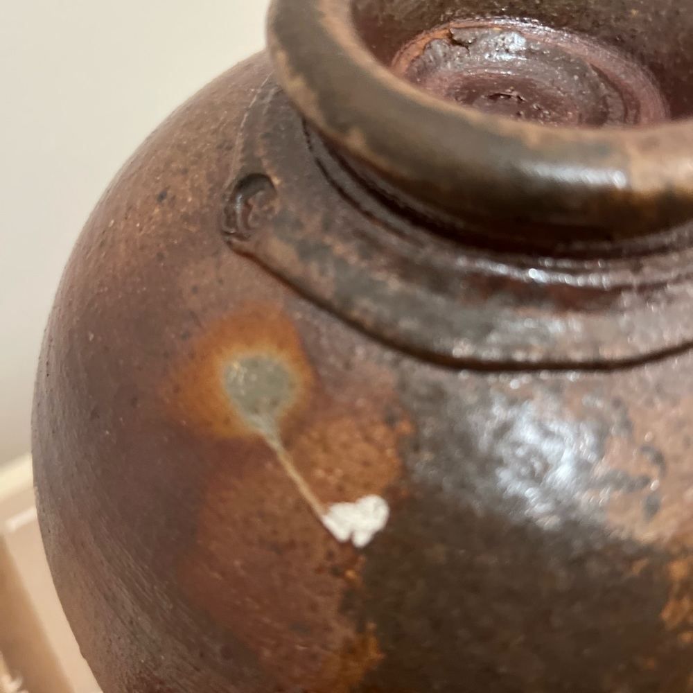 GORGEOUS VINTAGE HANDMADE STUDIO POTTERY TWO TONE VASE WITH DRIP GLAZING - EUC - Picture 9 of 12